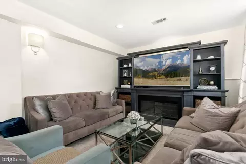 322 Woonsockett Ln, Silver Spring, MD 20905 photo 41