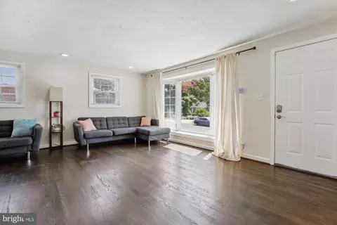 12208 Edgemont St, Silver Spring, MD 20902 photo 3