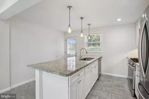 12208 Edgemont St, Silver Spring, MD 20902 photo 9