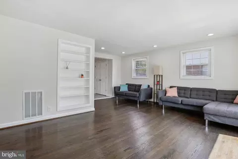 12208 Edgemont St, Silver Spring, MD 20902 photo 4