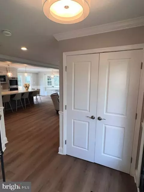 Entry Way - 5 Ansted Ct, Silver Spring, MD 20905 photo 3 of 4