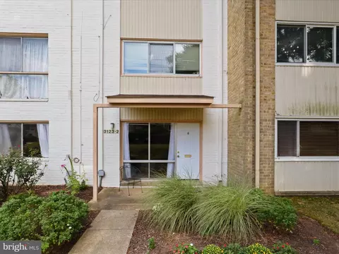 3123 University Blvd W #3123-2, Kensington, MD 20895