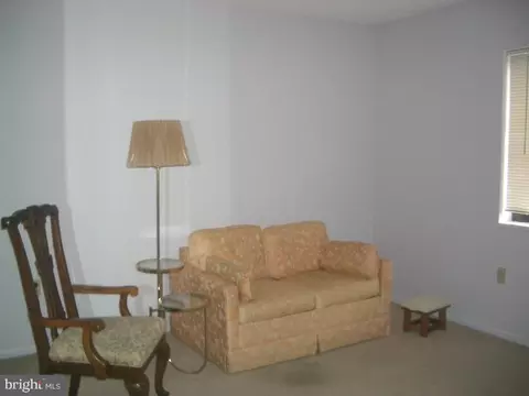 15101 Interlachen Dr #1-505, Silver Spring, MD 20906 photo 11