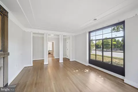 9900 Colesville Rd, Silver Spring, MD 20901 photo 12