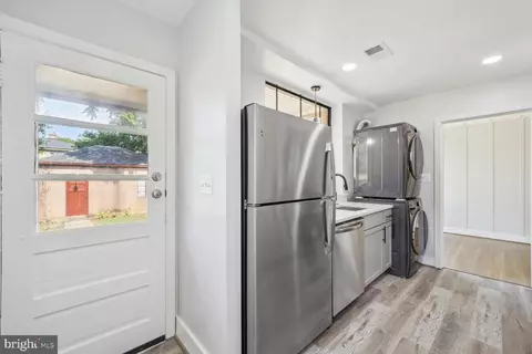 9900 Colesville Rd, Silver Spring, MD 20901 photo 14