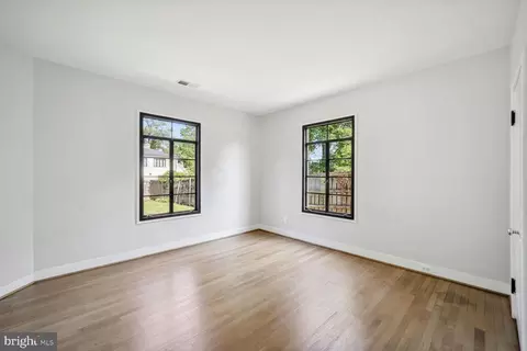 9900 Colesville Rd, Silver Spring, MD 20901 photo 19