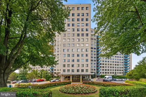 10500 Rockville Pike #314, Rockville, MD 20852