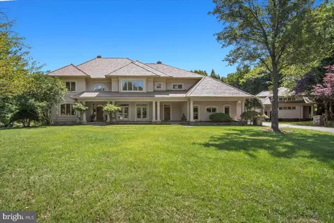 8605 Potomac School Ter, Potomac, MD 20854