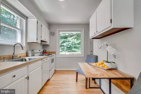 12708 Atherton Dr, Silver Spring, MD 20906 photo 11