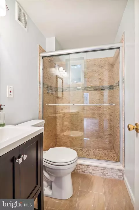 Bath - 10708 Lombardy Rd, Silver Spring, MD 20901 photo 3 of 4