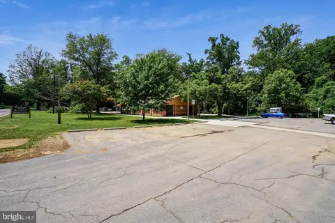 Exterior - 10708 Lombardy Rd, Silver Spring, MD 20901 photo 28 of 30