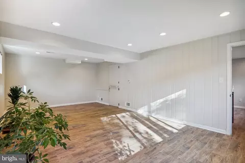 Living - 10708 Lombardy Rd, Silver Spring, MD 20901 photo 10 of 12