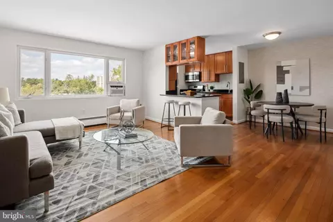 111 Lee Ave #407, Takoma Park, MD 20912