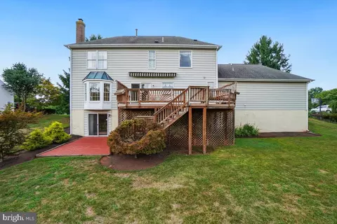 Exterior - 17109 Tom Fox Ave, Poolesville, MD 20837 photo 6 of 8