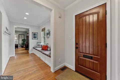 108 Indian Spring Dr, Silver Spring, MD 20901 photo 5