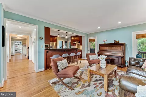 108 Indian Spring Dr, Silver Spring, MD 20901 photo 9