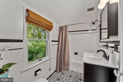 108 Indian Spring Dr, Silver Spring, MD 20901 photo 41