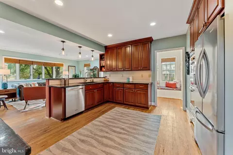 108 Indian Spring Dr, Silver Spring, MD 20901 photo 14