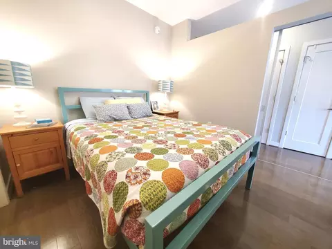 Bedroom - 1320 Fenwick Ln #609, Silver Spring, MD 20910 photo 3 of 4