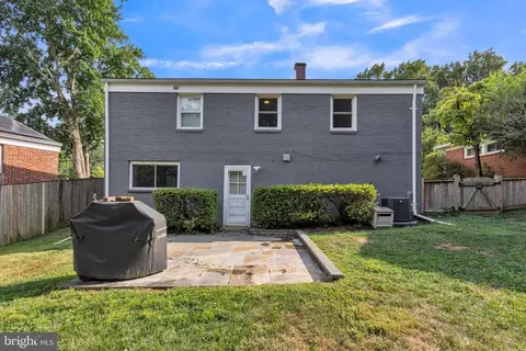Exterior - 3903 Lantern Dr, Silver Spring, MD 20902 photo 4 of 4