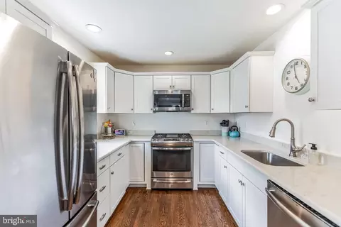 Kitchen - 3903 Lantern Dr, Silver Spring, MD 20902 photo 2 of 2