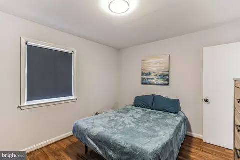 Bedroom - 3903 Lantern Dr, Silver Spring, MD 20902 photo 3 of 4