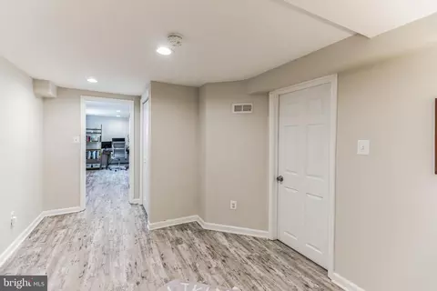 Entry Way - 3903 Lantern Dr, Silver Spring, MD 20902 photo 5 of 5