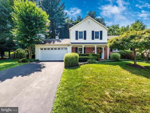 19218 Dimona Dr, Brookeville, MD 20833