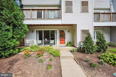 17423 Pipers Way #11, Olney, MD 20832