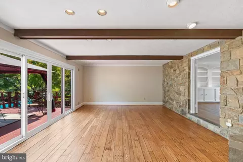 17020 Barn Ridge Dr, Silver Spring, MD 20906 photo 15