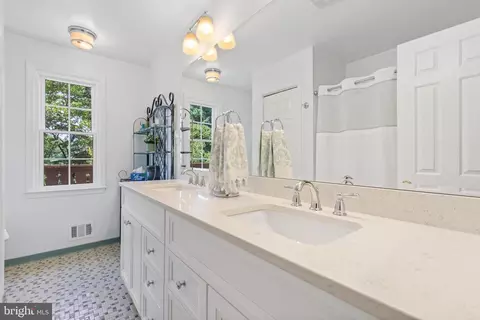 17020 Barn Ridge Dr, Silver Spring, MD 20906 photo 44