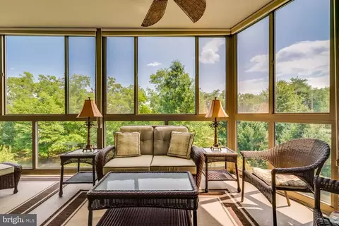 2901 S Leisure World Blvd #417, Silver Spring, MD 20906