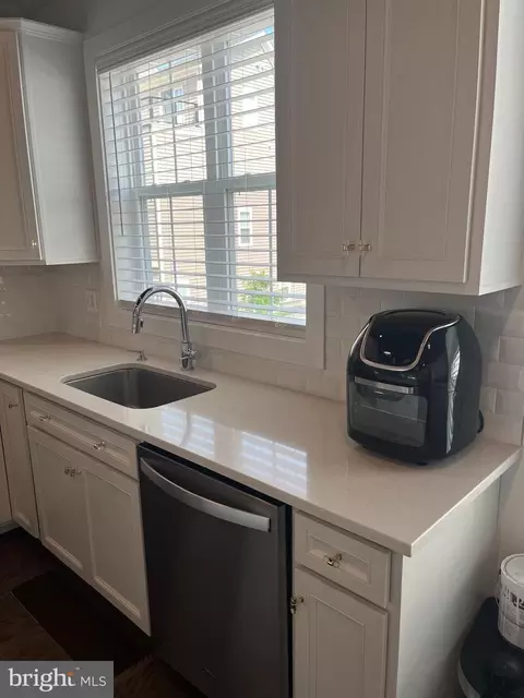 Kitchen - 12717 Vuillard St, Silver Spring, MD 20906 photo 1 of 9