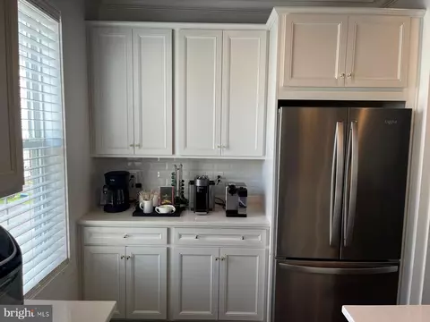 Kitchen - 12717 Vuillard St, Silver Spring, MD 20906 photo 5 of 9