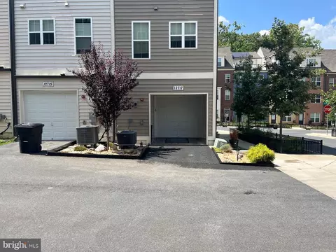 Exterior - 12717 Vuillard St, Silver Spring, MD 20906 photo 4 of 7
