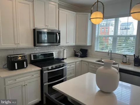 Kitchen - 12717 Vuillard St, Silver Spring, MD 20906 photo 9 of 9