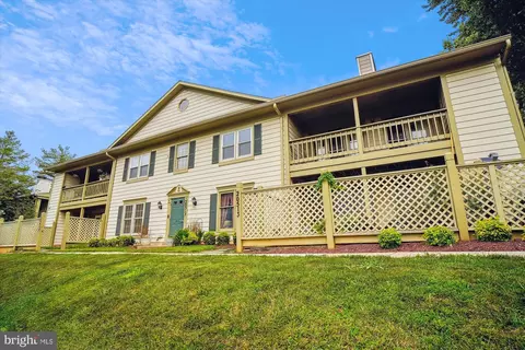 20515 Shadyside Way #16-1, Germantown, MD 20874