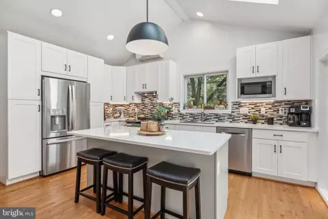 224 Northwest Ter, Silver Spring, MD 20901 photo 3