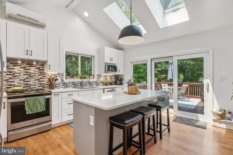 224 Northwest Ter, Silver Spring, MD 20901 photo 2