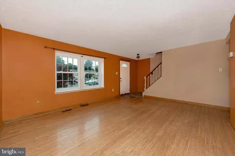 Living - 1405 Farmcrest Way, Silver Spring, MD 20905 photo 9 of 13