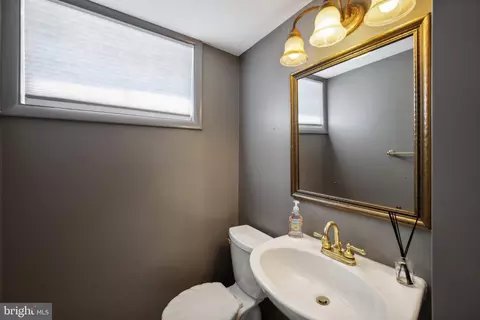 Bath - 1303 Xaveria Dr, Silver Spring, MD 20903 photo 3 of 3