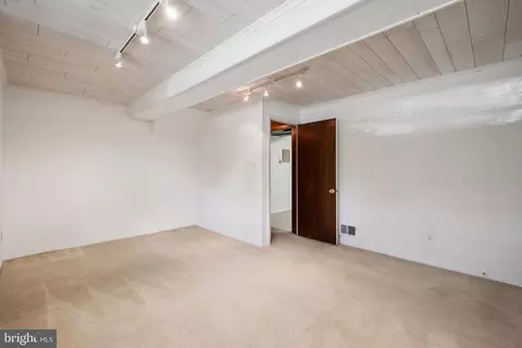 Bedroom - 1303 Xaveria Dr, Silver Spring, MD 20903 photo 6 of 6
