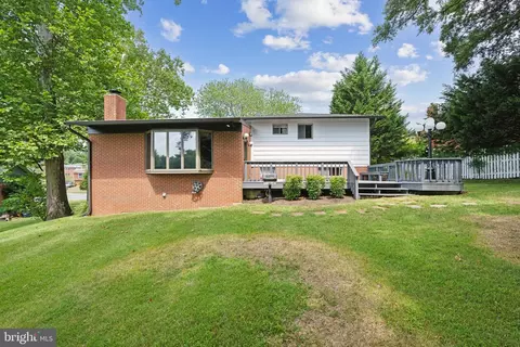 Exterior - 1303 Xaveria Dr, Silver Spring, MD 20903 photo 3 of 4