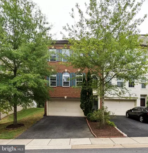 1745 Chiswick Ct, Silver Spring, MD 20904