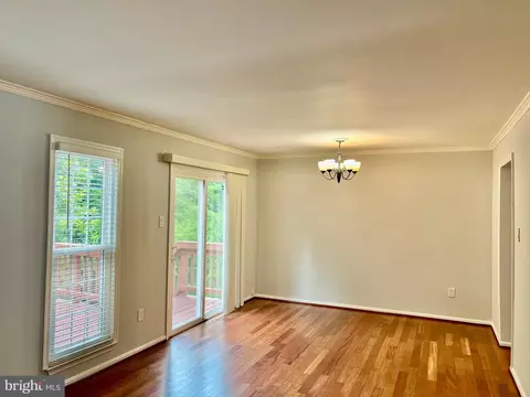Living - 2810 Ashmont Ter, Silver Spring, MD 20906 photo 2 of 7