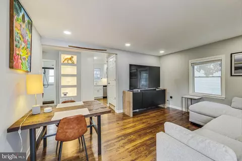 4215 Round Hill Rd, Silver Spring, MD 20906 photo 6