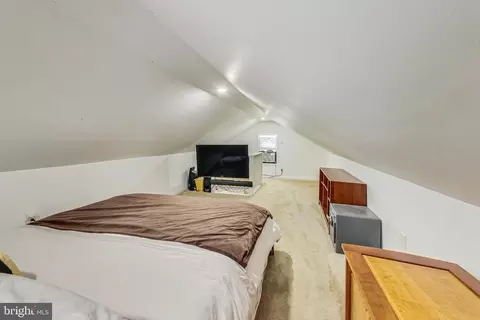 4215 Round Hill Rd, Silver Spring, MD 20906 photo 17