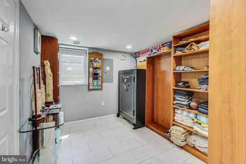 4215 Round Hill Rd, Silver Spring, MD 20906 photo 23