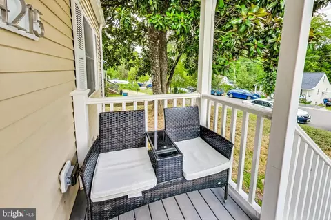 4215 Round Hill Rd, Silver Spring, MD 20906 photo 3