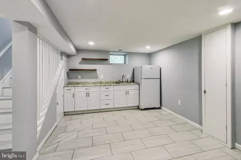 4215 Round Hill Rd, Silver Spring, MD 20906 photo 18
